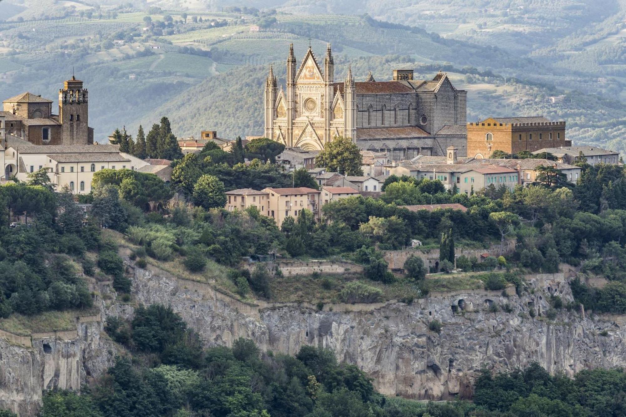 Orvieto Brick House Apartman Orvieto Scalo Kültér fotó